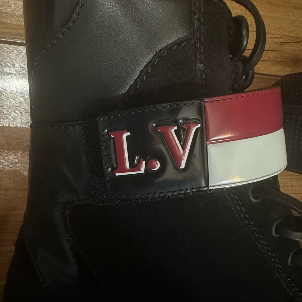 Louis Vuitton Laureate boots - Picture 6 of 9